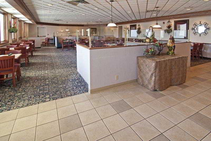 Norwood Inn & Suites Mankato North Mankato Restaurant photo