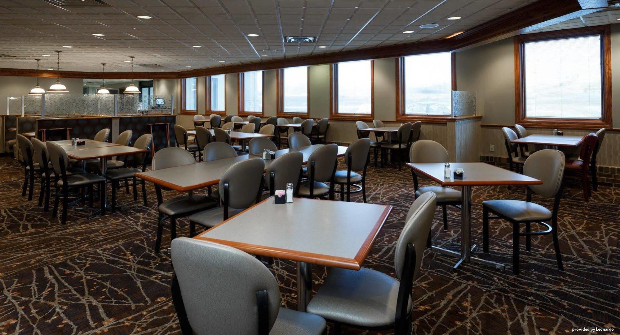 Norwood Inn & Suites Mankato North Mankato Exterior photo