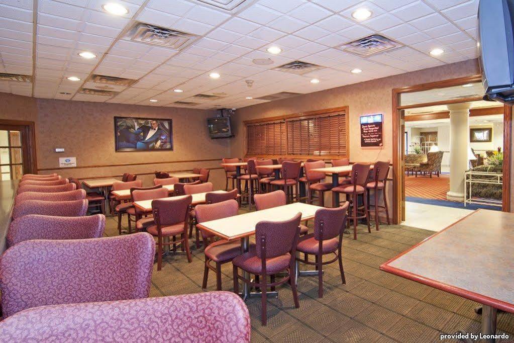 Norwood Inn & Suites Mankato North Mankato Exterior photo